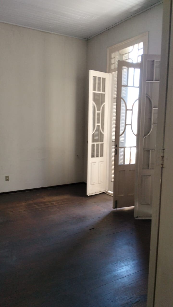 Casa na Rua Dom Pedro II (Centro)