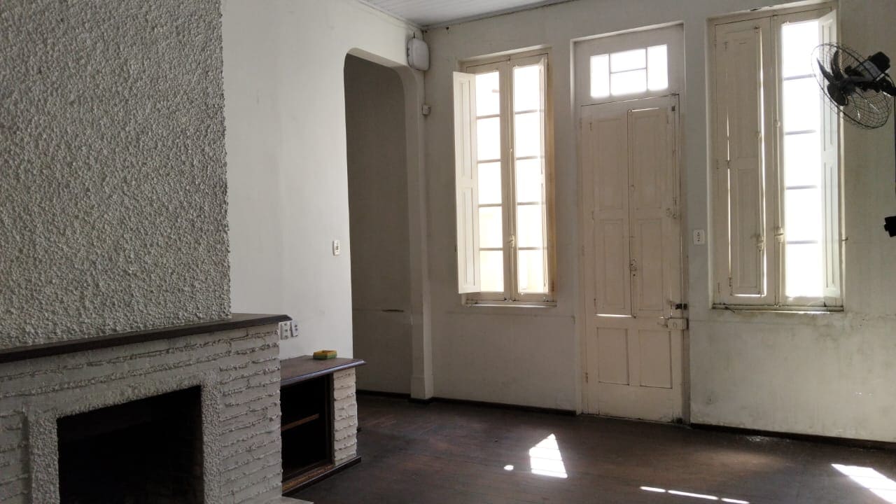 Casa na Rua Dom Pedro II (Centro)