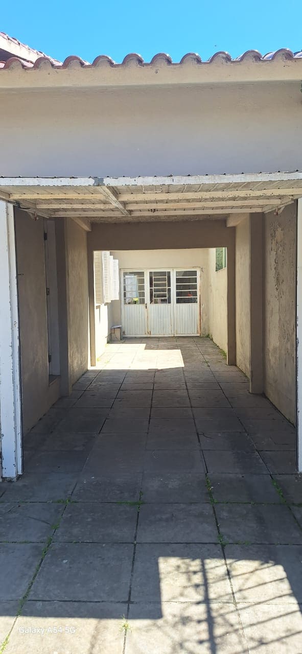 Casa na Rua Rafael Pinto Bandeira 