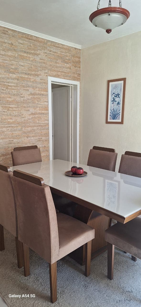 Casa na Rua Rafael Pinto Bandeira 