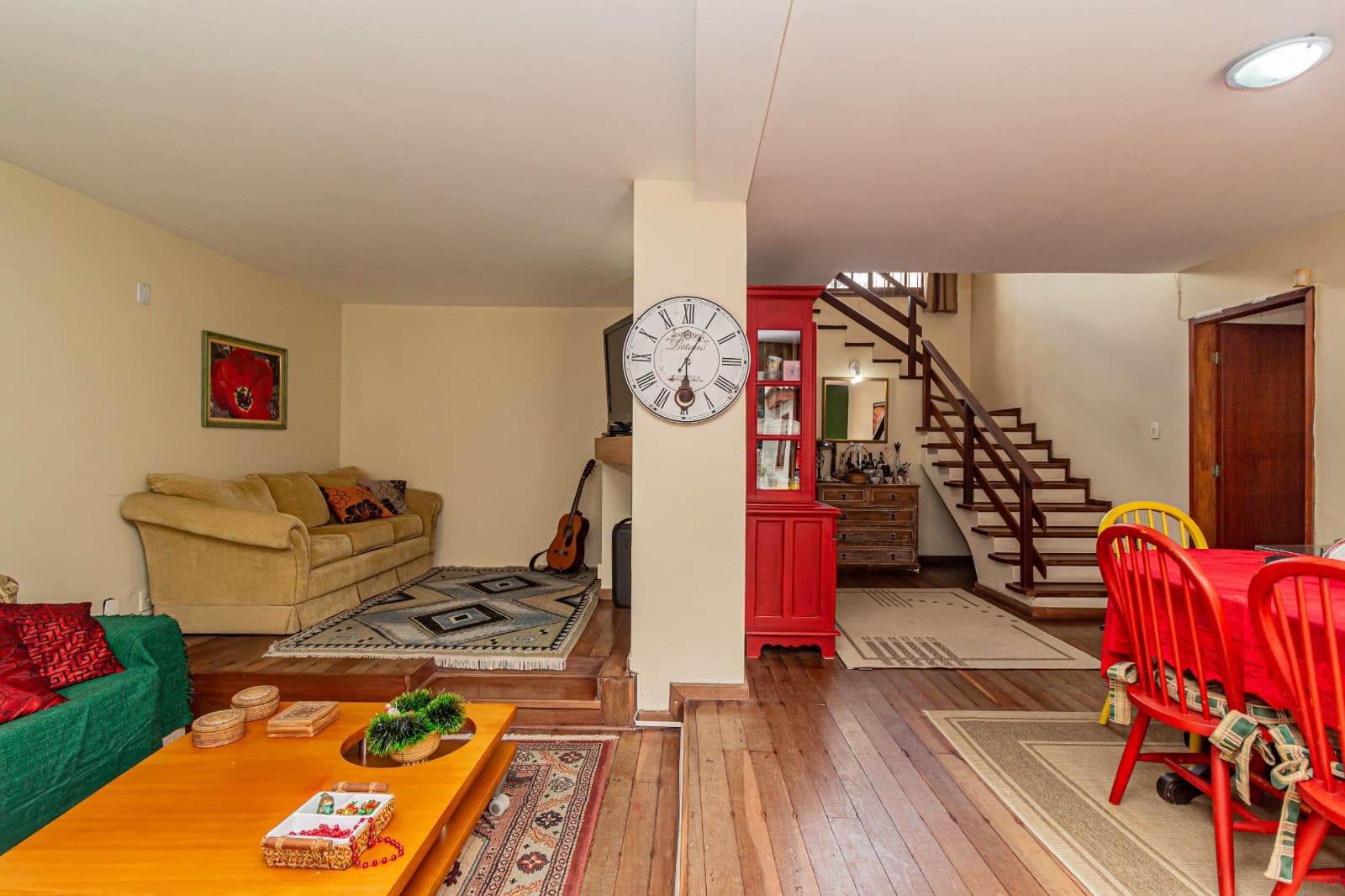 Excelente Casa na Baronesa 