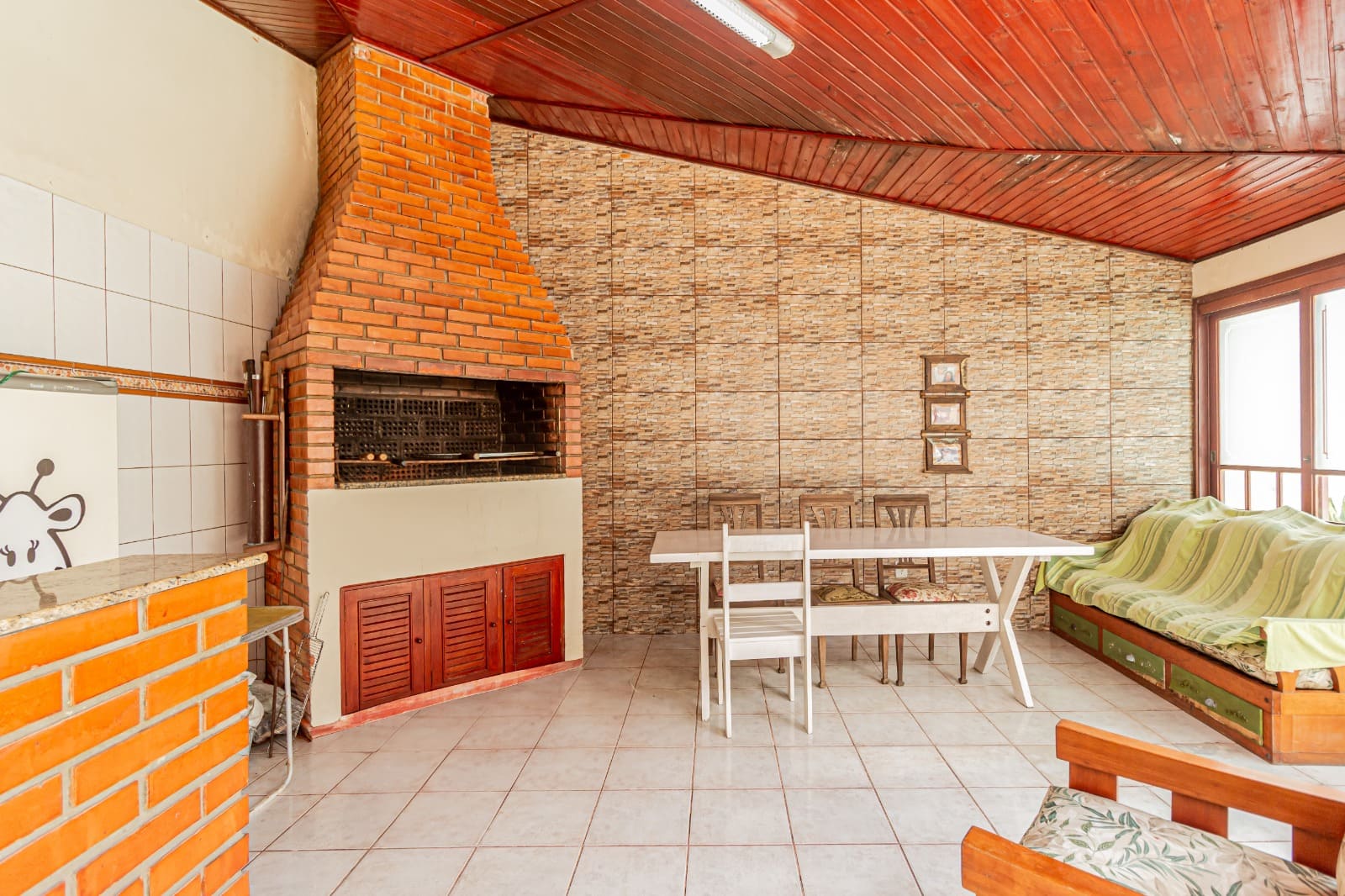 Excelente Casa na Baronesa 