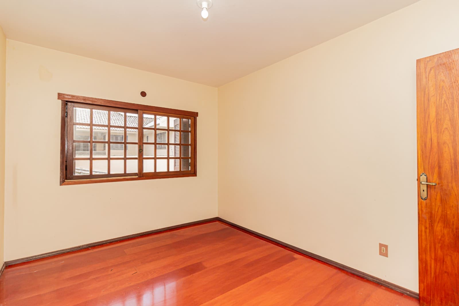 Excelente Casa na Baronesa 